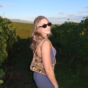 Meet your Posher, Sarah